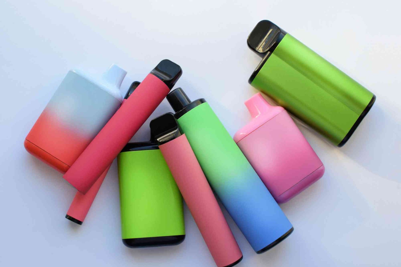 Is It Illegal To Buy A Vape Pen Under 18