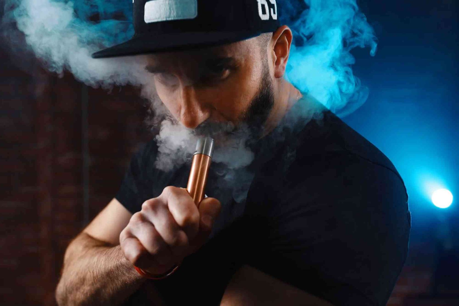 is vaping illegal if your under 18